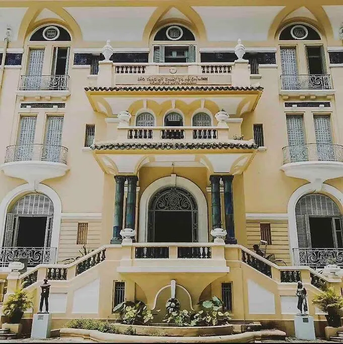 Saigonese Lifestyle - Near Ben Thanh Market Ho Chi Minh City